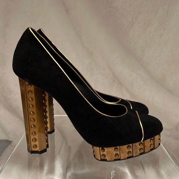 Chanel black n gold suede shoes size 6 - Picture 1 of 6